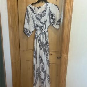 Elegant Black and White Patterned Dress